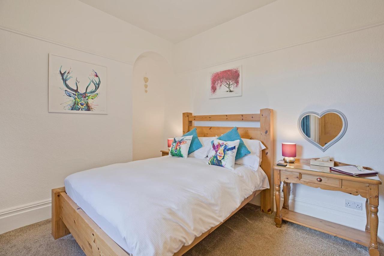 White Rose Guest House ファイリー エクステリア 写真